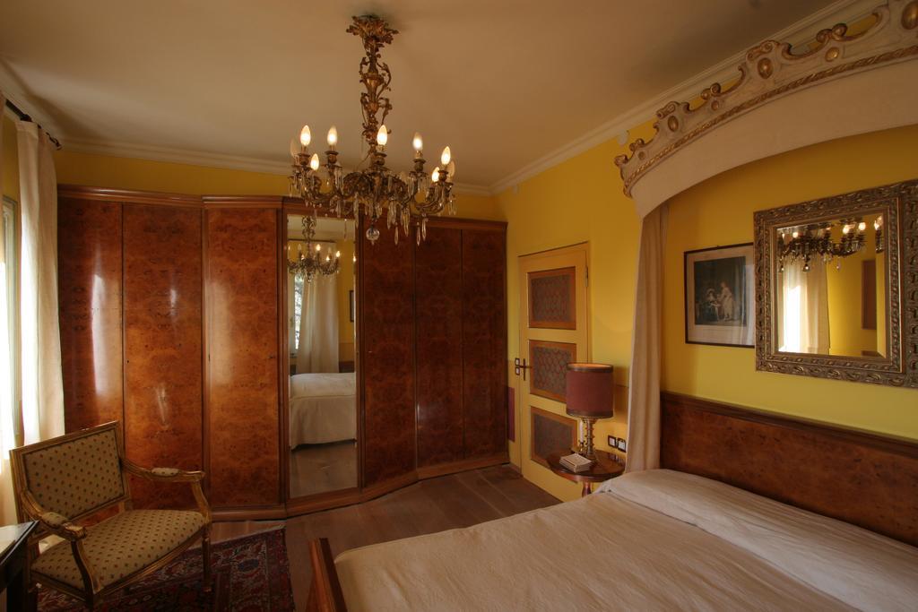 Castrum Di Serravalle Vittorio Veneto Pokoj fotografie